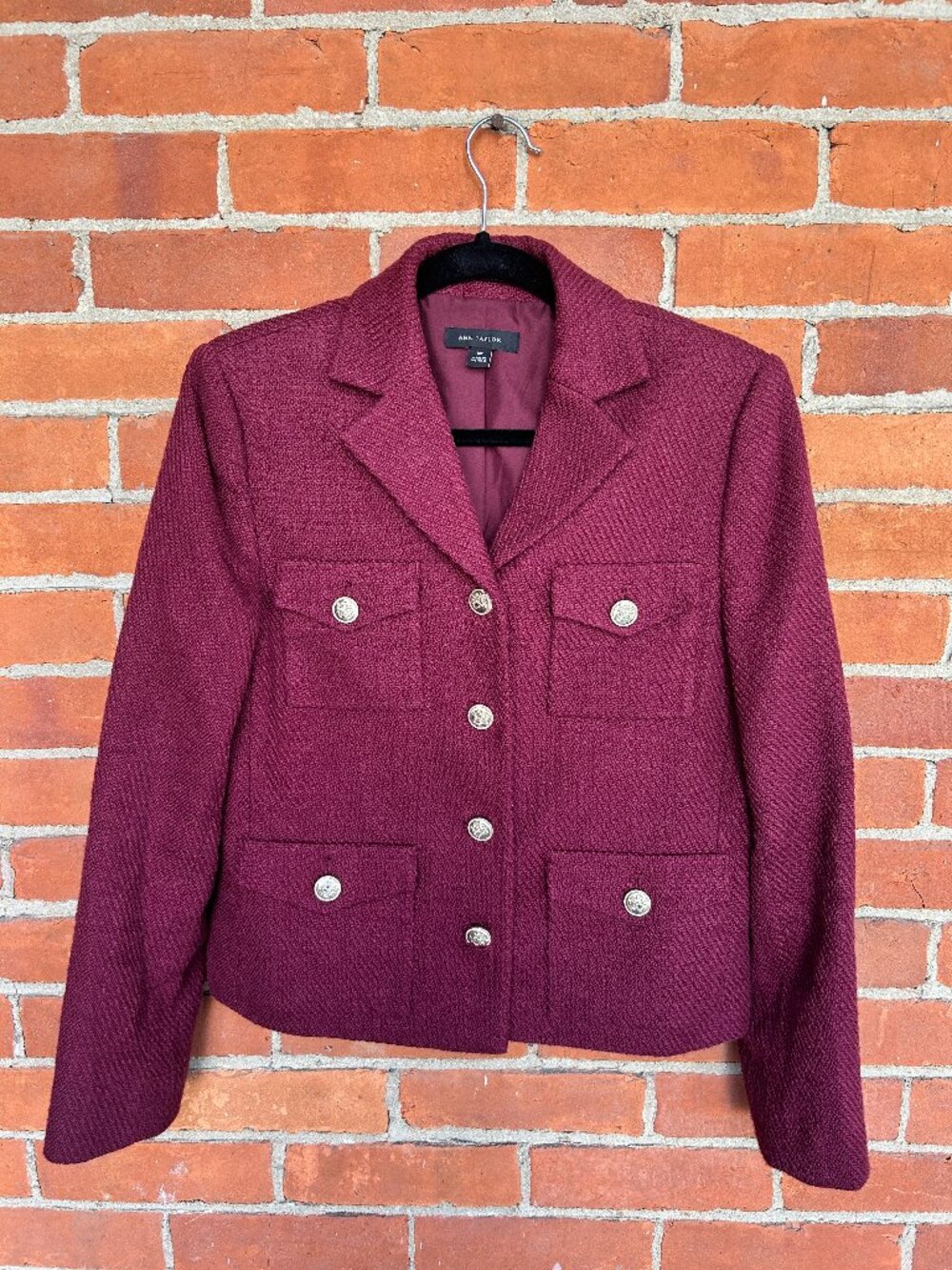 Ann Taylor Burgundy Boucle Jacket Gold Crest Buttons 10P FA25 Never Worn